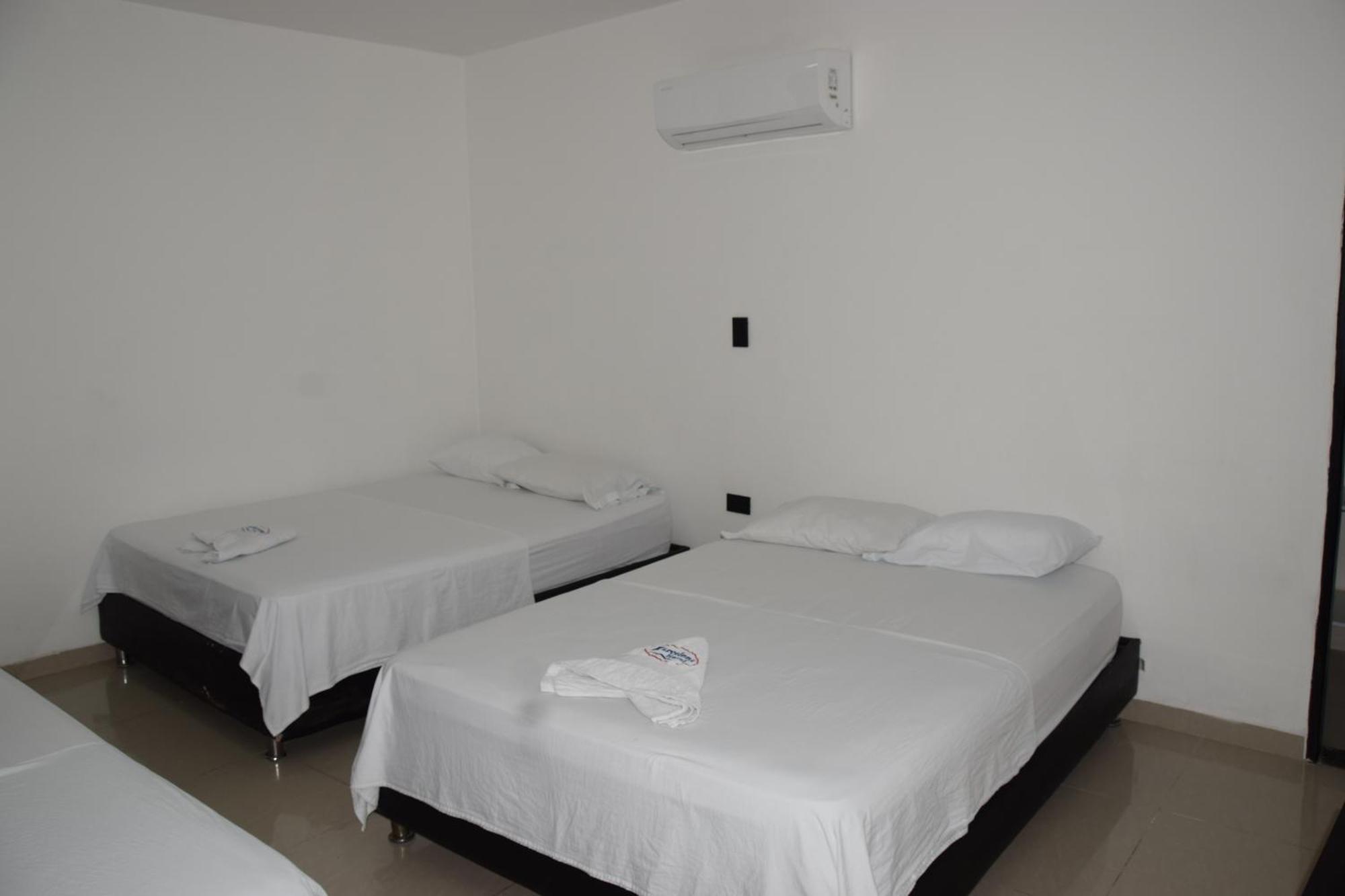 Hotel Barcelona Монтерія Екстер'єр фото